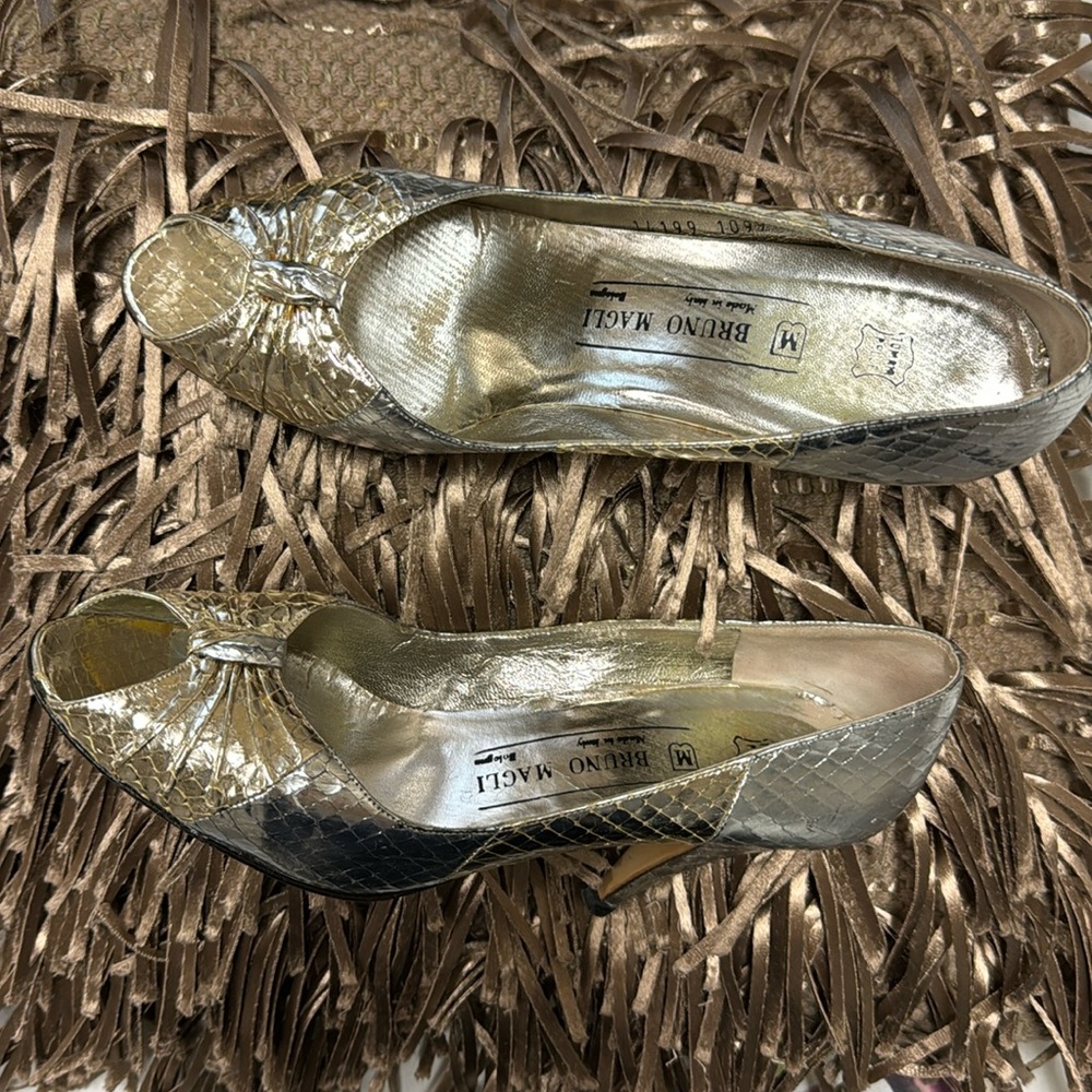Bruno Magli vintage silver & gold heels.